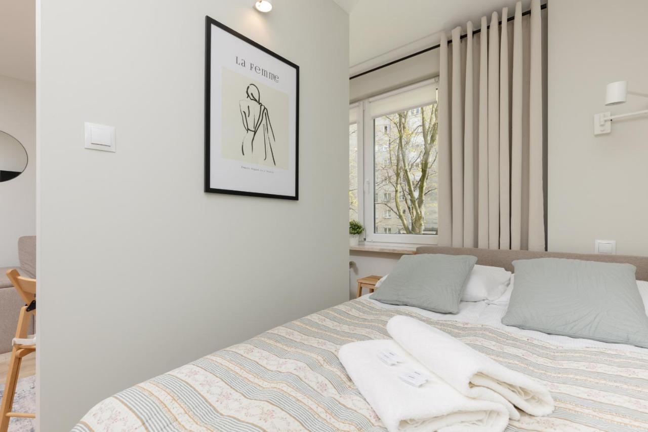 Aleja Jana Pawla II Studio Warsaw By Noclegi Renters Exterior photo