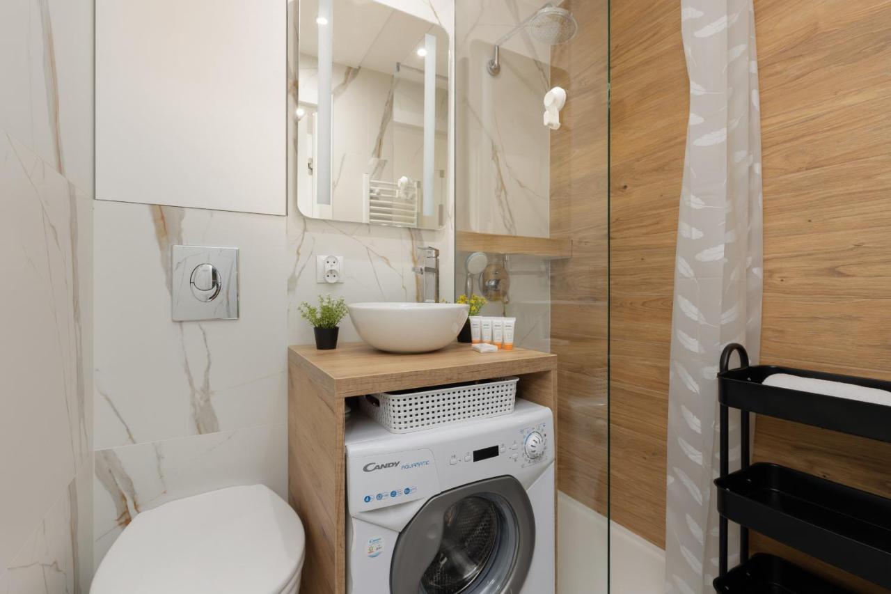 Aleja Jana Pawla II Studio Warsaw By Noclegi Renters Exterior photo